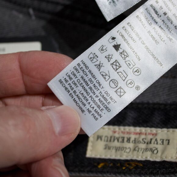 NWT $128 Levi's Premium 501 '90s Black Denim Studded Western Jeans Women 28x30 - Picture 13 of 16